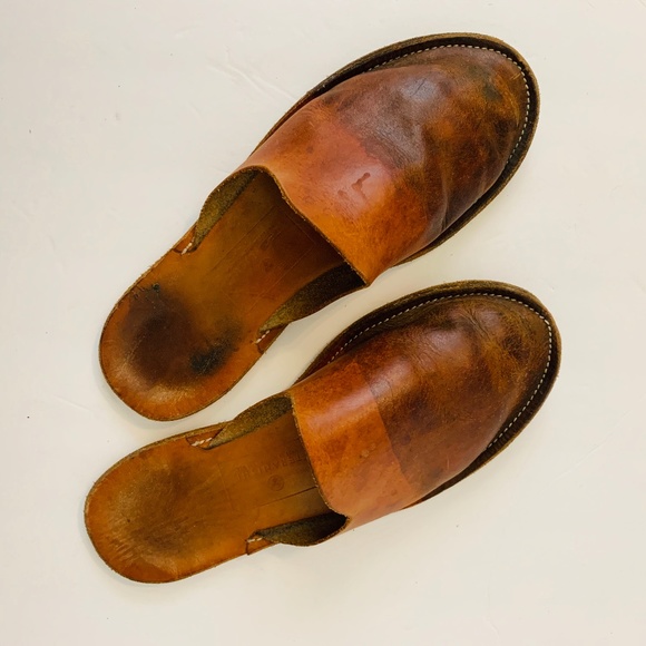 Studio mens slippers Clearance
